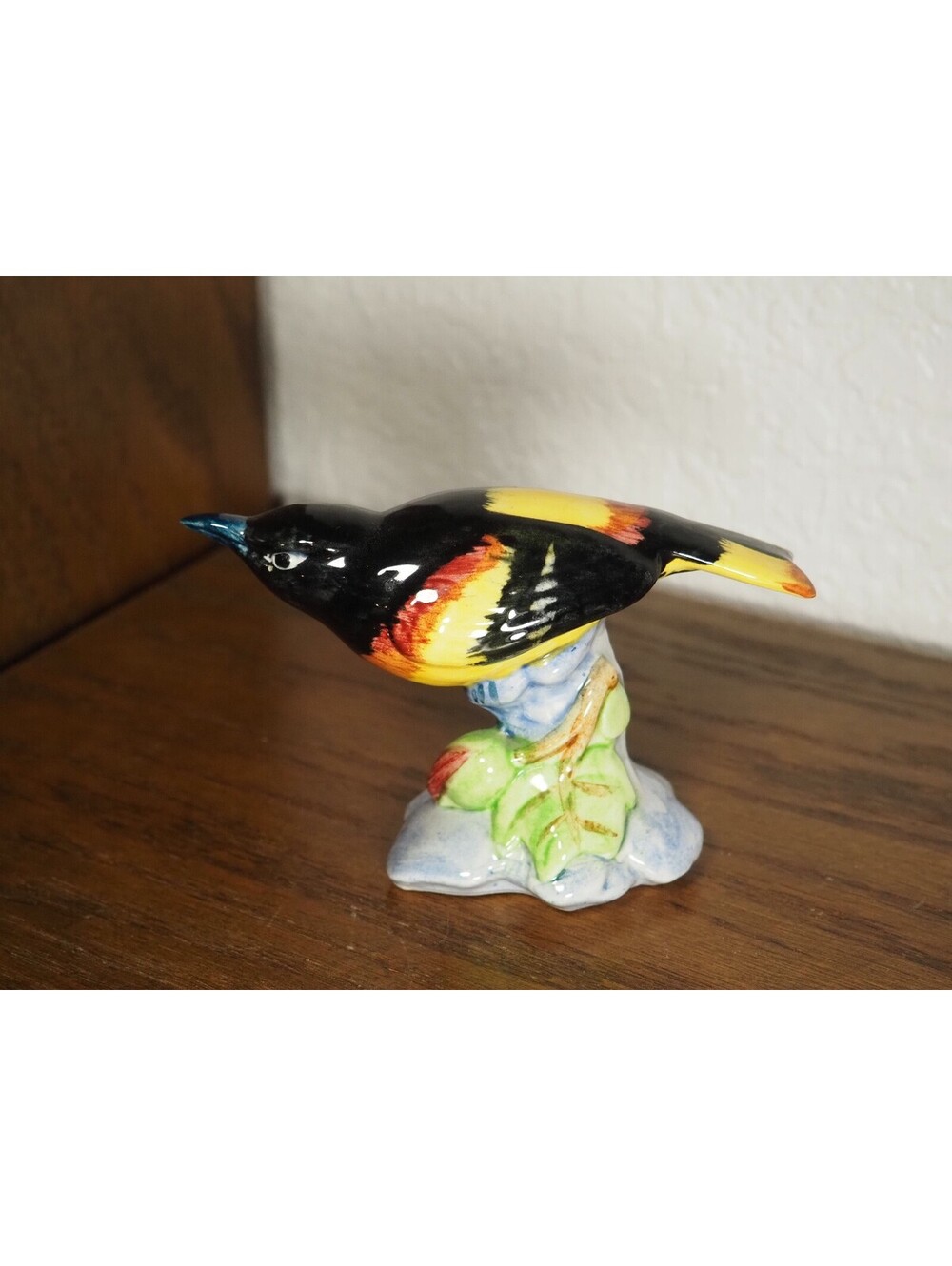 Stangl Pottery Bird Figurine, Hand‑Painted Vtg Ceramic, Black & Yellow Design - Picture 2 of 6